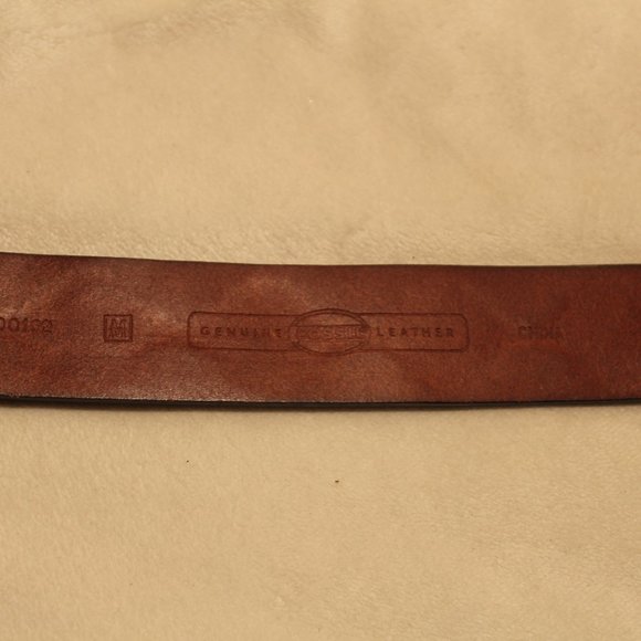 Fossil VTG Western Leather Belt with Big Silvertone Belt Buckle - Picture 4 of 5